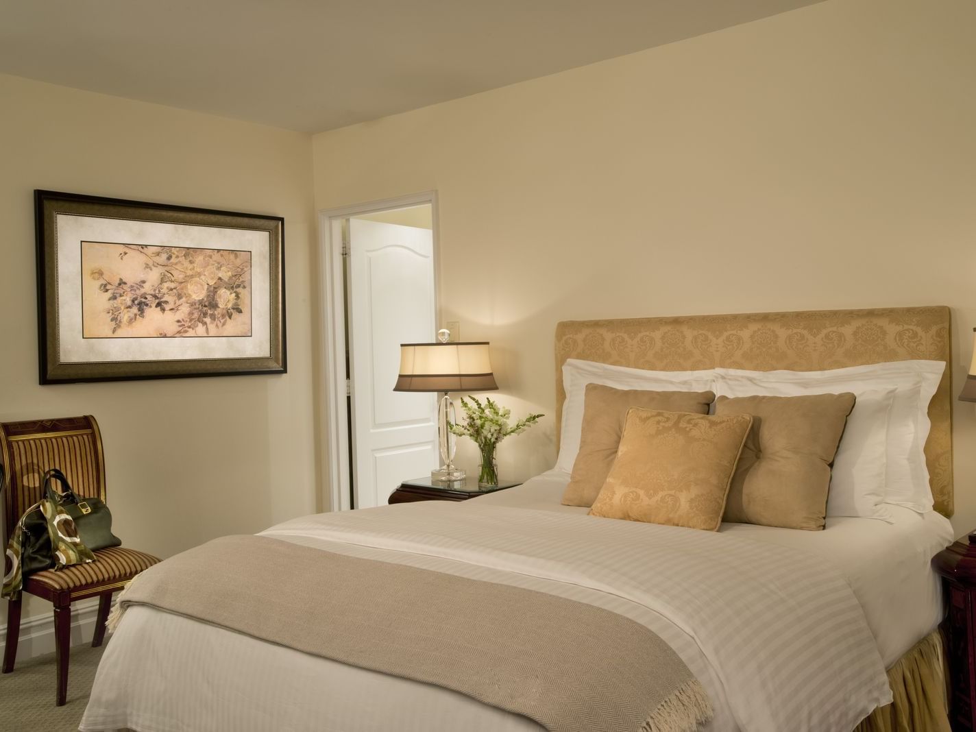 Accessible Studio ADA with a King Bed at Kimberly Hotel