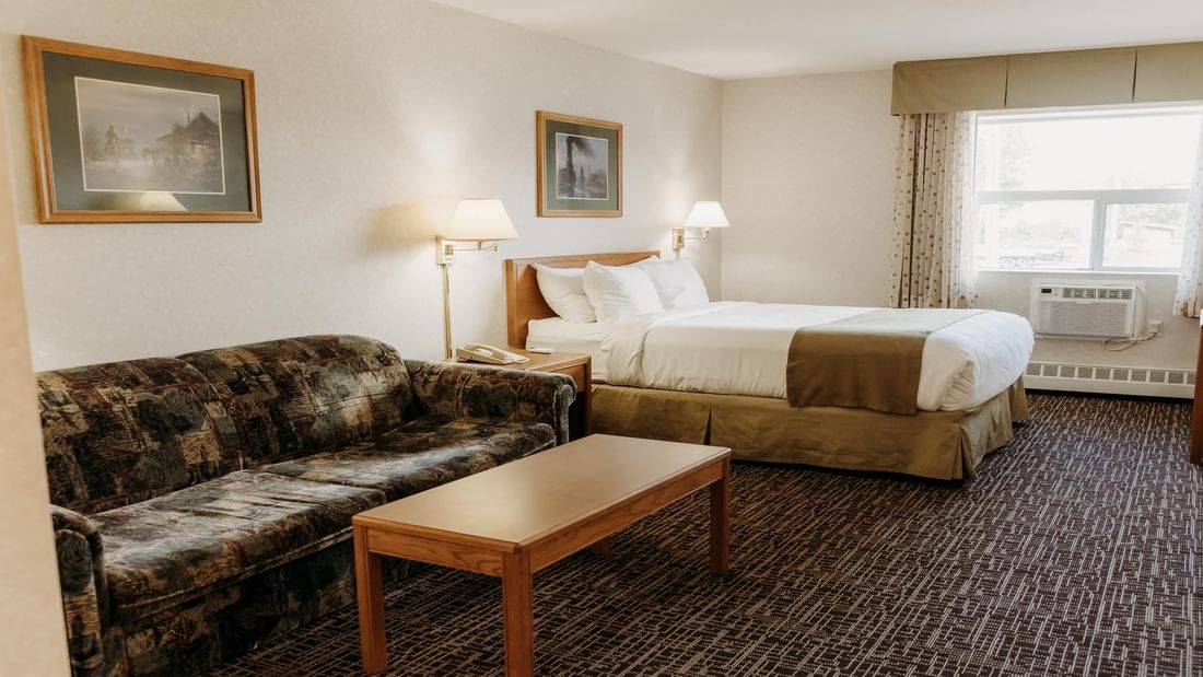 Coast Premium Queen with Limited Kitchenette guest room at Coast Fort St. John Hotel
