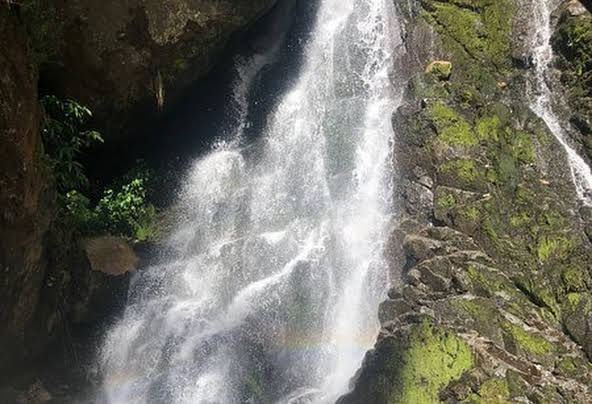 cascadas allcamayo cusco peru