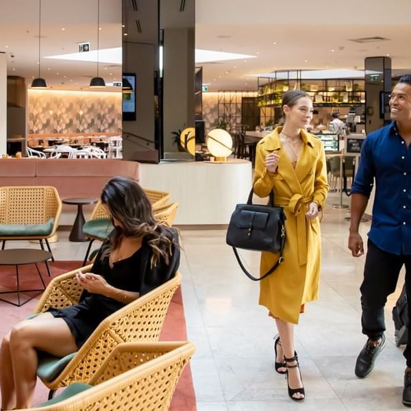 Lobby Area at Novotel Sydney International Airport 