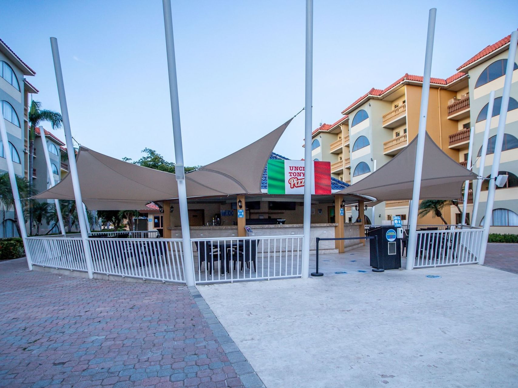 Exterior view of Uncle Tony's Pizza near Eagle Aruba Resort
