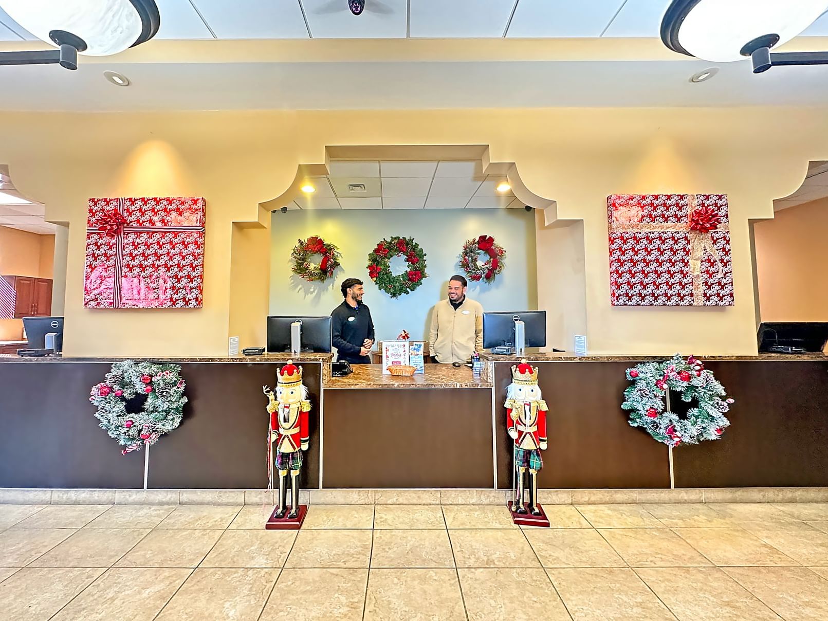 Lake-Buena-Vista-Resort-Village-and-Spa-Lobby2024