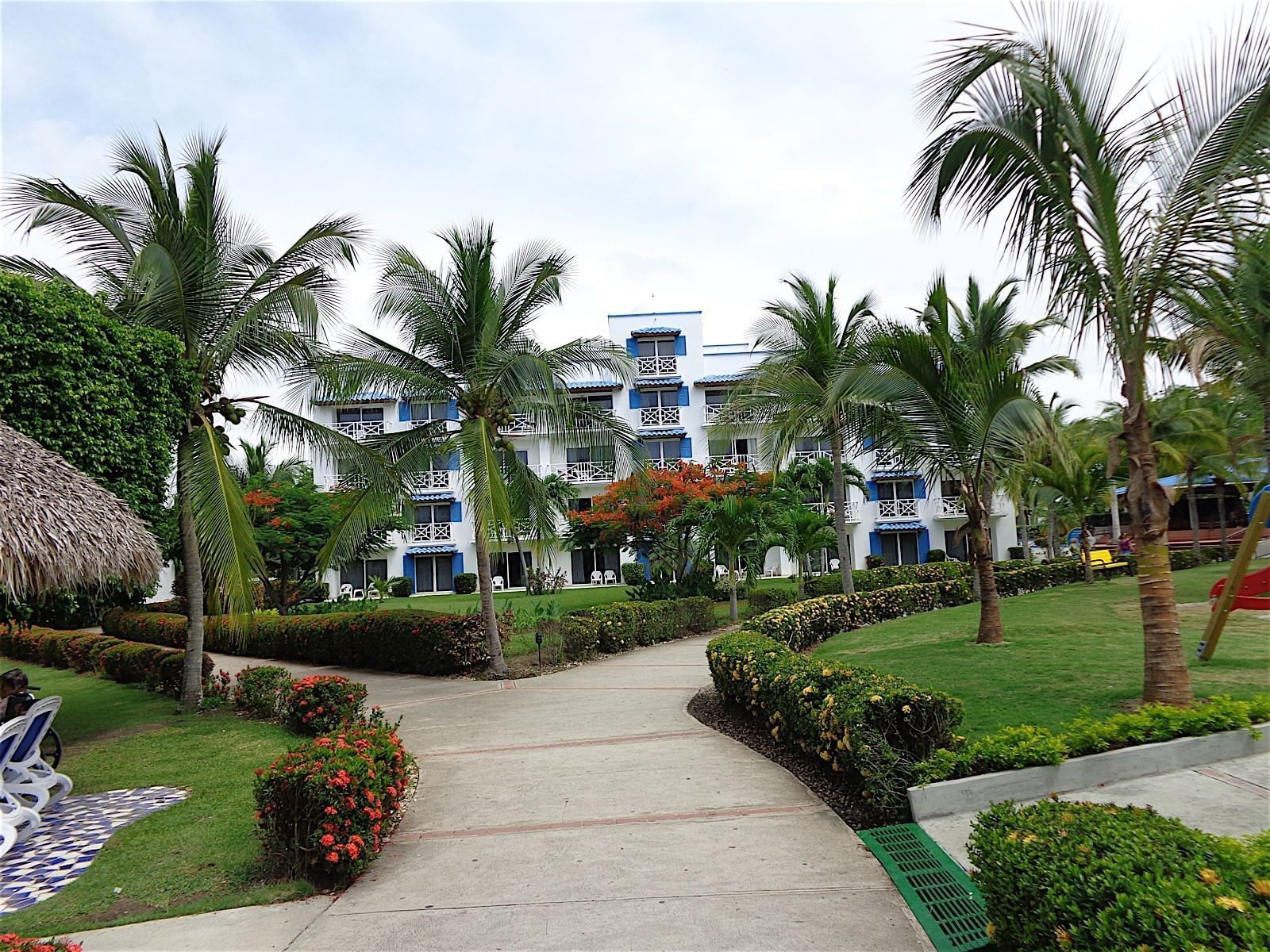 Garden of the Mareas Mall near Playa Blanca Beach Resort