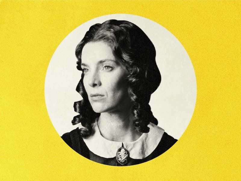 Betty Gilpin stars in Oh Mary on Broadway