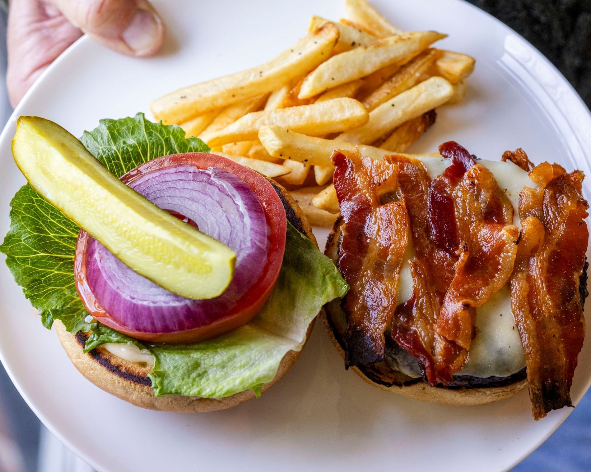 Savor Southern Cuisine | The Ashbrook Hotel