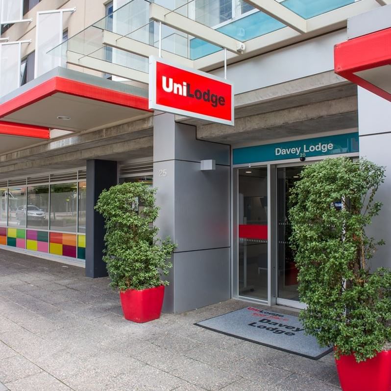 UniLodge @ ANU – Davey Lodge_Main Entrance