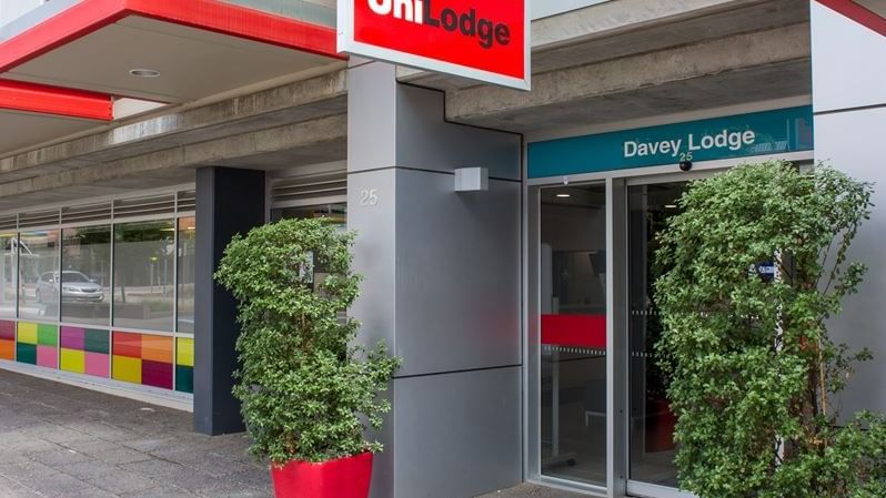 UniLodge @ ANU – Davey Lodge_Main Entrance