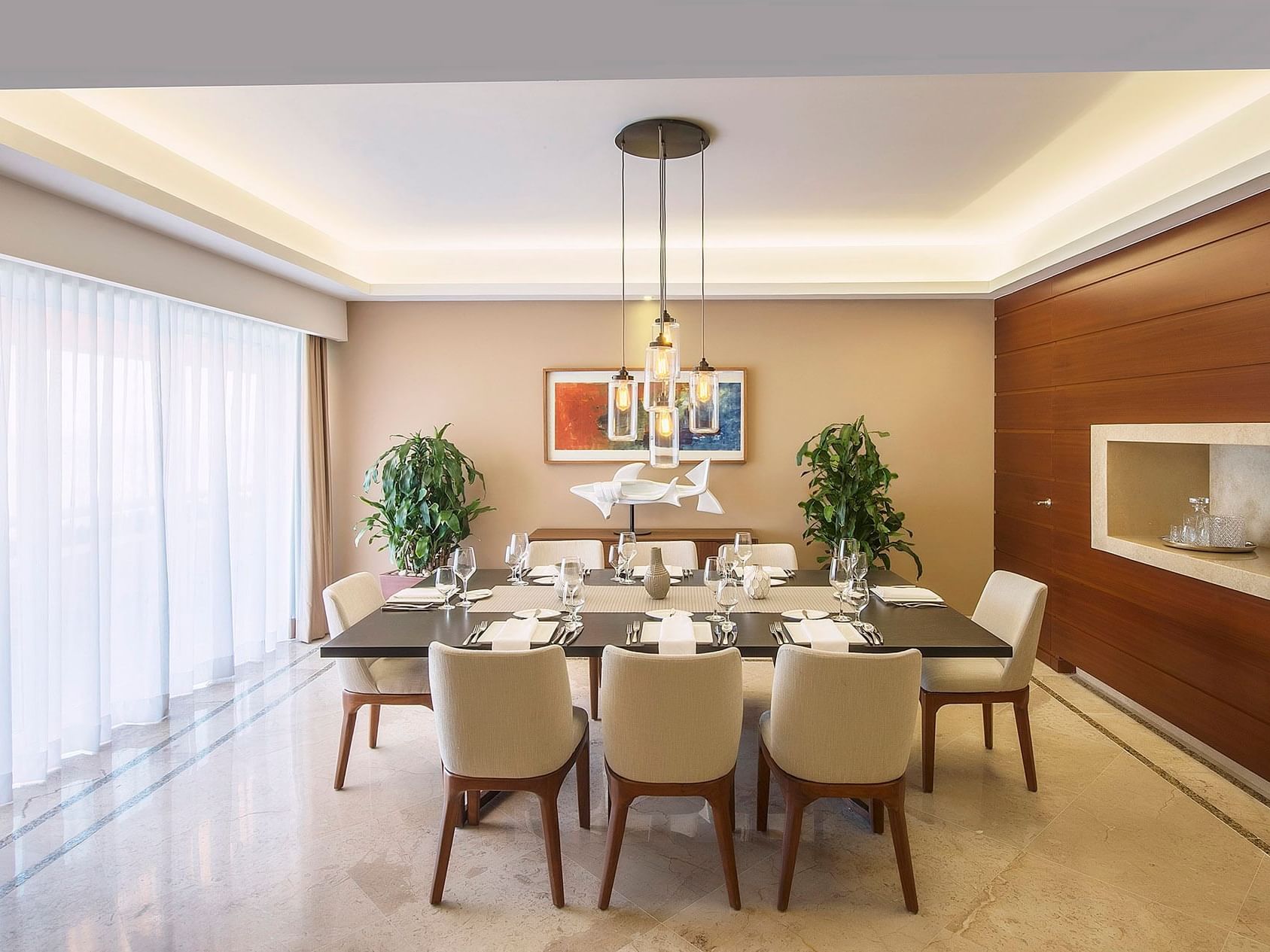Dining area in Presidential Suite at La Colección Resorts