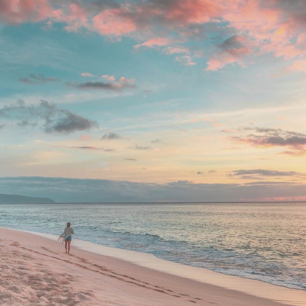 Landscape view of the light & breezy beach near Waikiki Resort Hotel by Sono