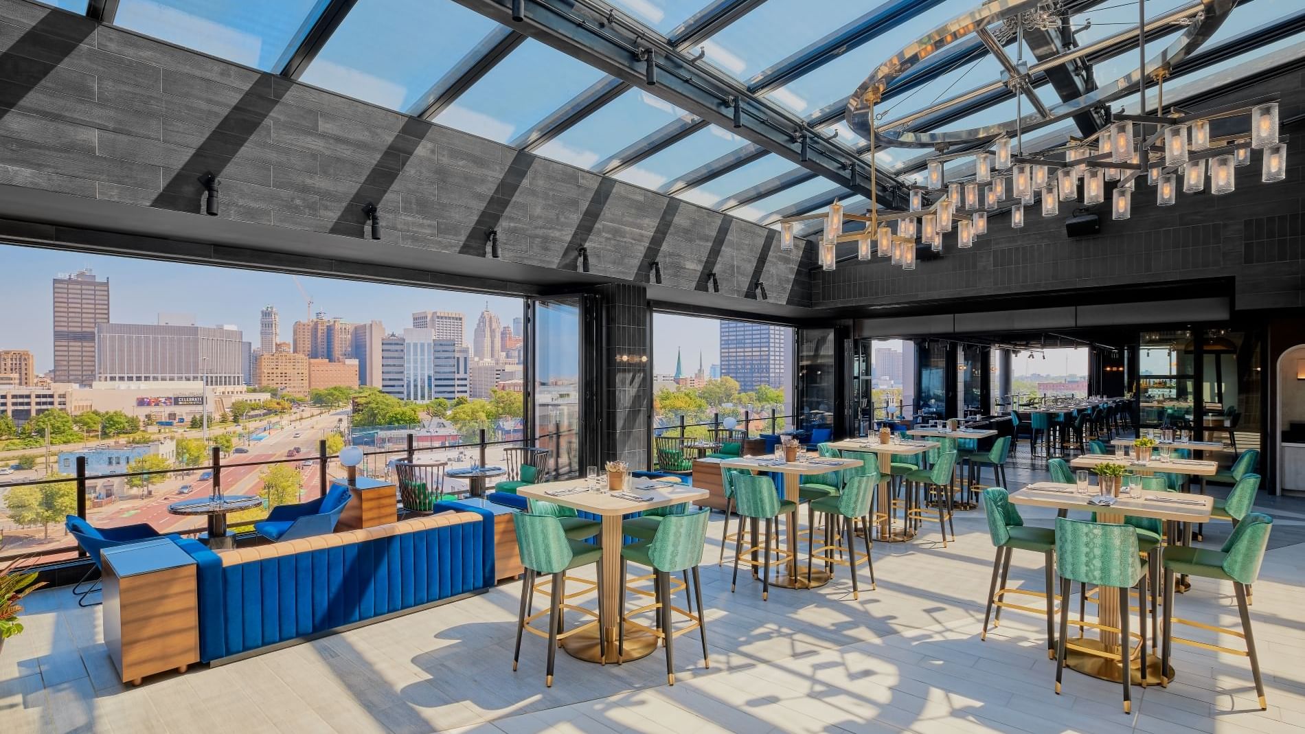 IO Rooftop Lounge Detroit | Godfrey Hotel Detroit