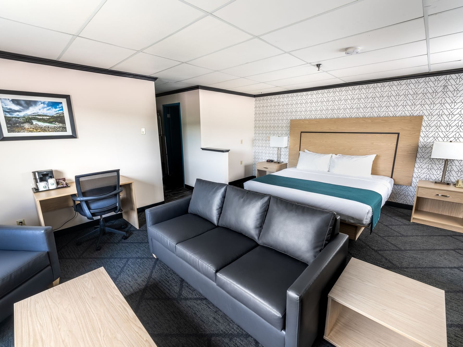 suite hotels in Whitehorse Yukon Sternwheeler