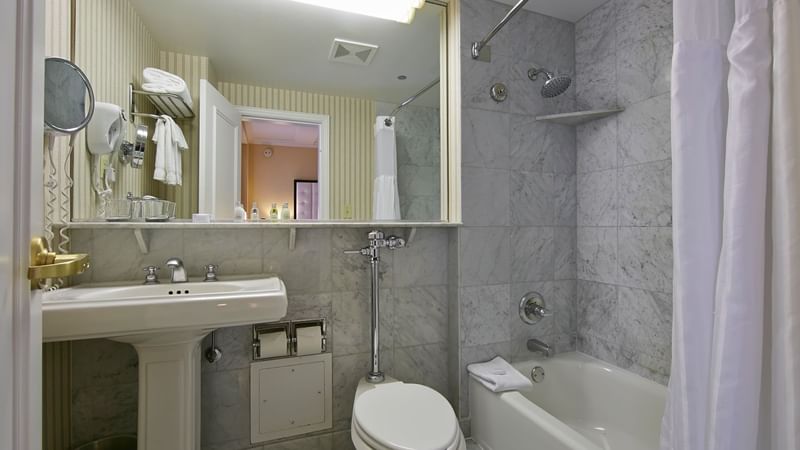 Bathroom with amenities in Superior Suites at Warwick Allerton - Chicago