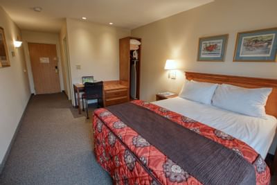 Side view of the bedroom at Bear Lodge 