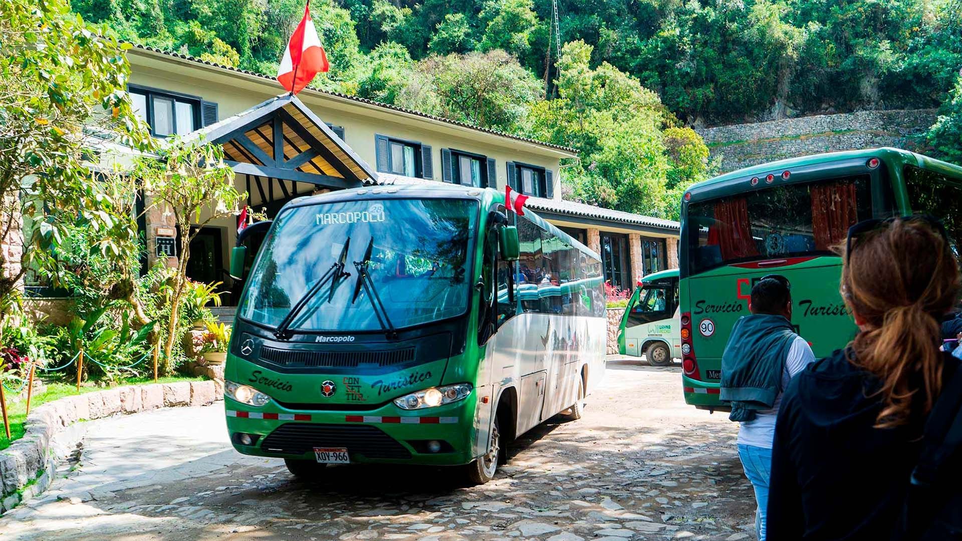 bus oficial aguas calientes