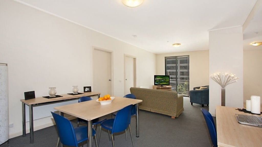 Apartments: 2 bedroom apartment - living & dining area