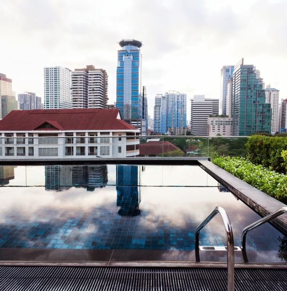 City view from the Swimming Pool at Maitria Residence Rama 9