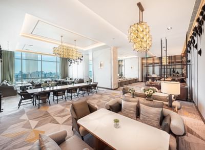 Lounge area with a city view in Executive Lounge at Eastin Grand Hotel Phayathai