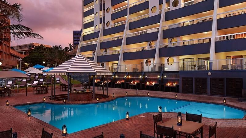 FIRST GROUP | MARGATE-SANDS | SWIMMING-POOL-