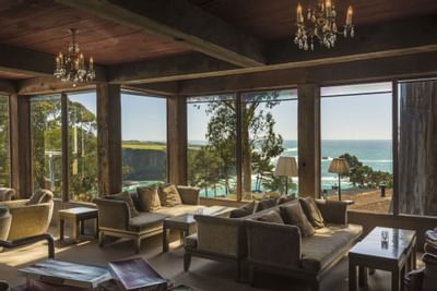 Seating area in 5200 Lounge at The Heritage House Resort