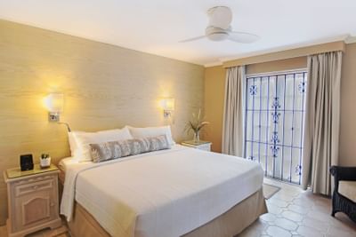 Interior of the Deluxe 1 bedroom suite at Bougainvillea Resort