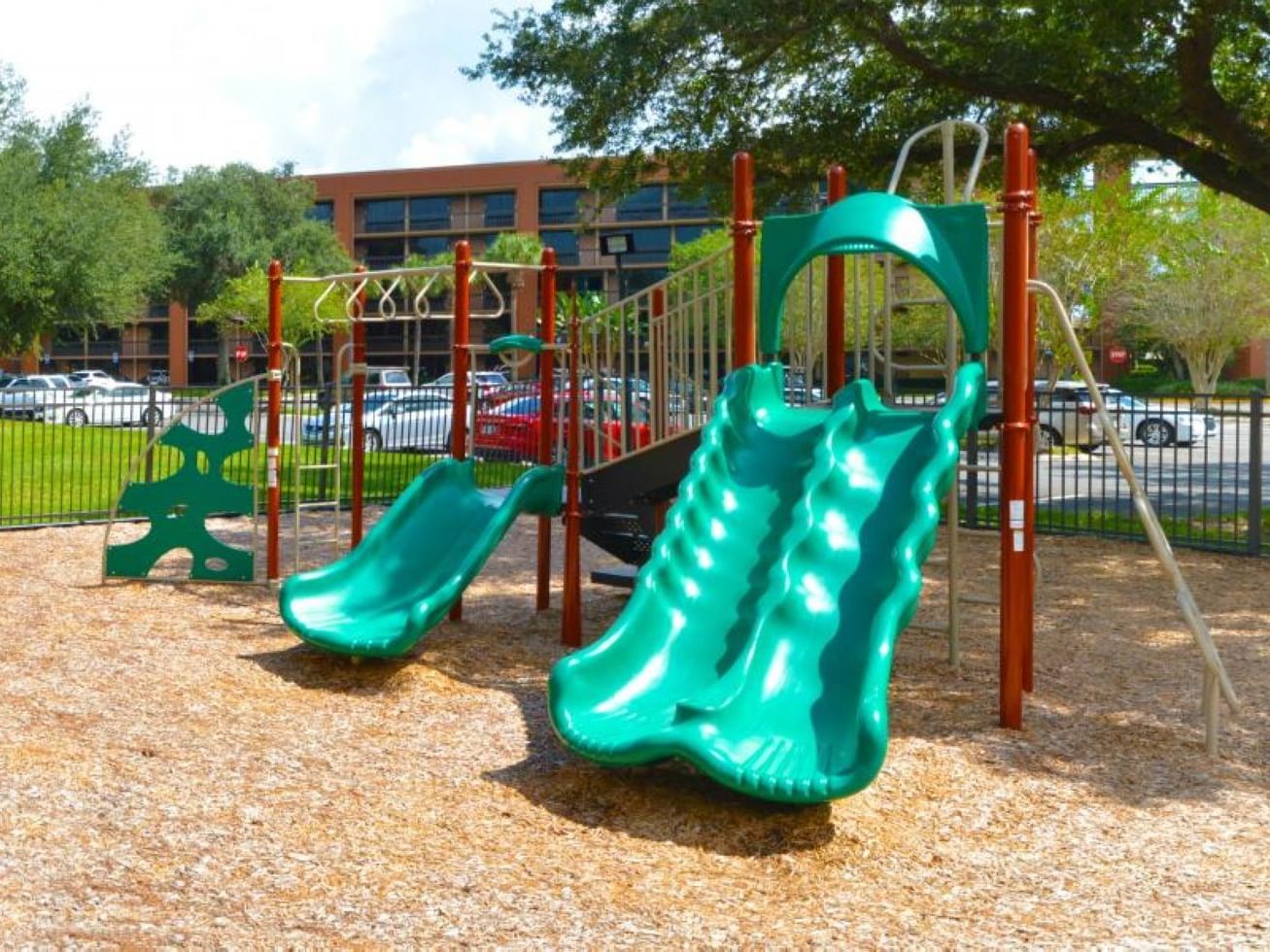 Kids outdoor playground at Rosen Inn Lake Buena Vista