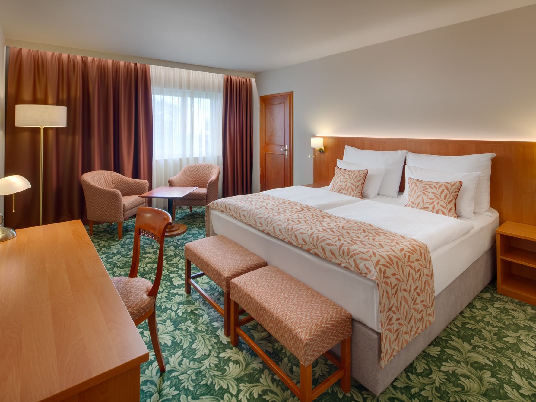 Hotel Savoy Prague Comfort Double room with a, seating area, large beds, comfort, daylight, large winidows 
