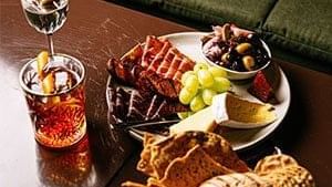 Meals at Pullman Melbourne on Swanston