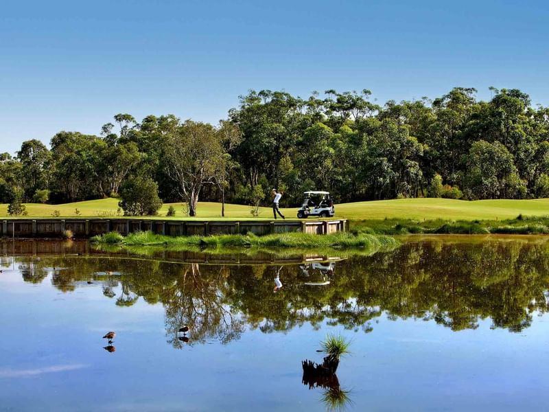 Central coast golf course next to stunning lake and with Golf Bunker