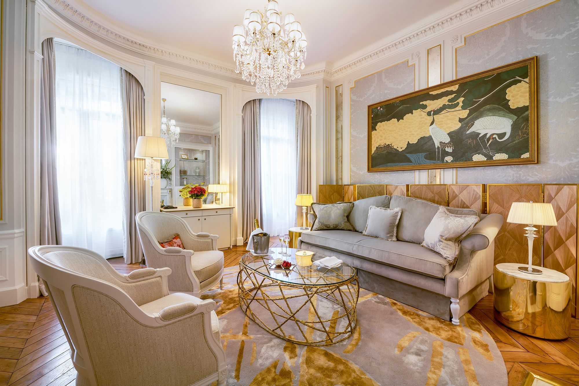 Living area of Prestige Suite Living Room at Hôtel Westminster - Paris