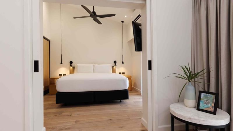 Interior of Deluxe King Suite at Mercure Darwin Airport