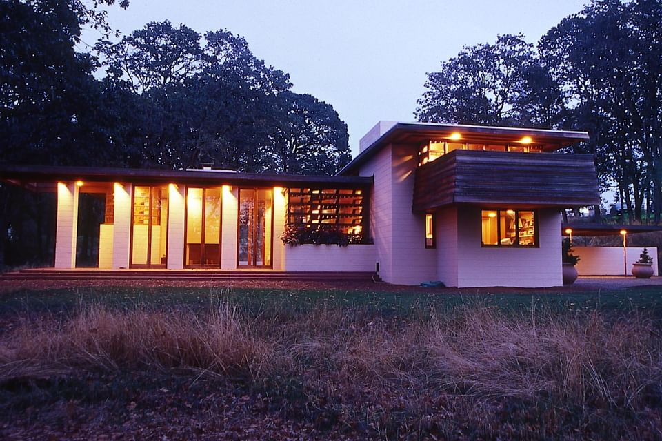 Frank Llyod Wright's Gordon House.
