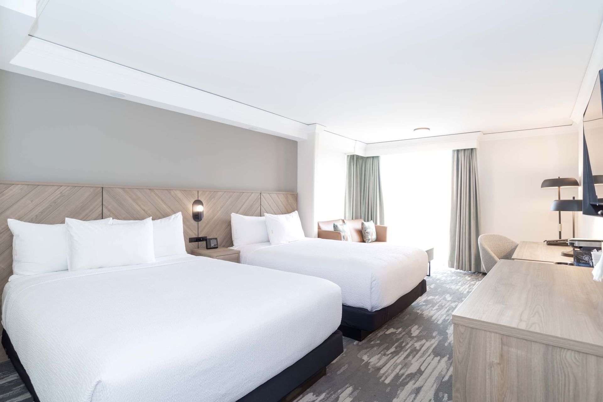 Sandman Hotel Toronto Airport Park And Fly www.sandmanhotels.com