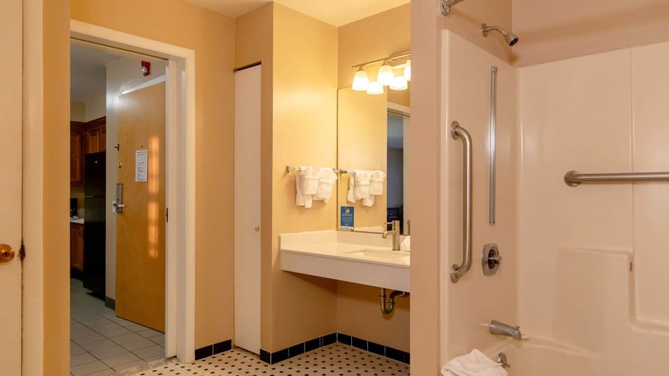 Bedroom of One-Bedroom Accessible Suite at Brigantine Beach