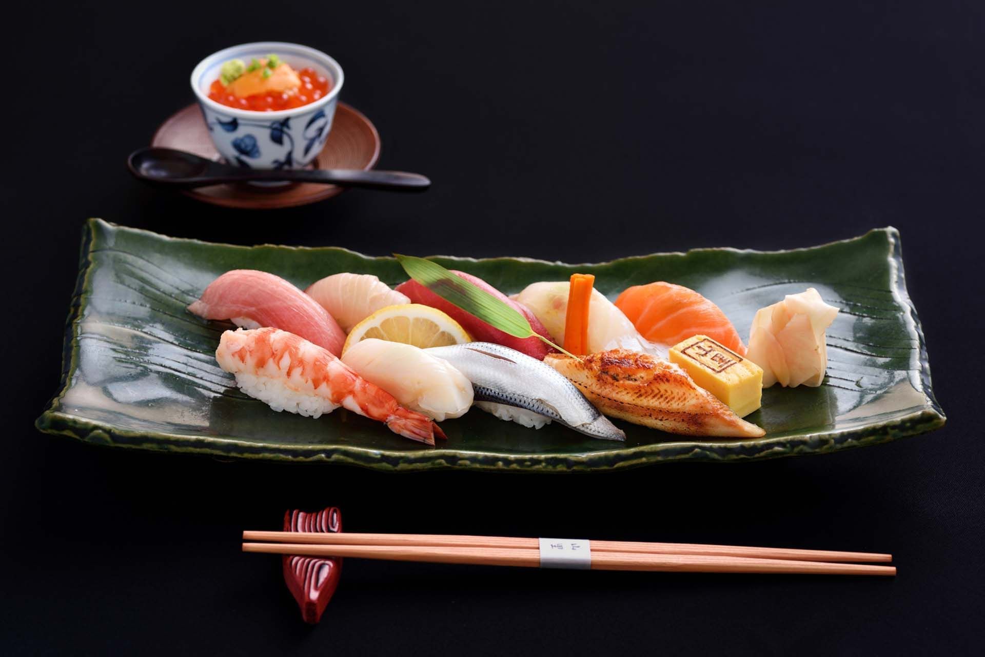 Closeup on Omakase sushi served at Okura Prestige Bangkok