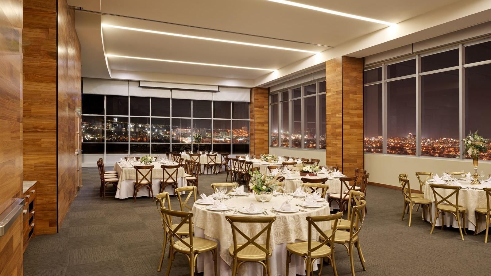 Dining tables set-up in meeting room at FA San Luis Potosí