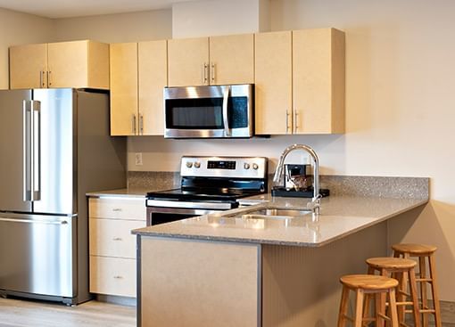 Coast Osoyoos Beach Hotel Kitchen Suite Guest Room