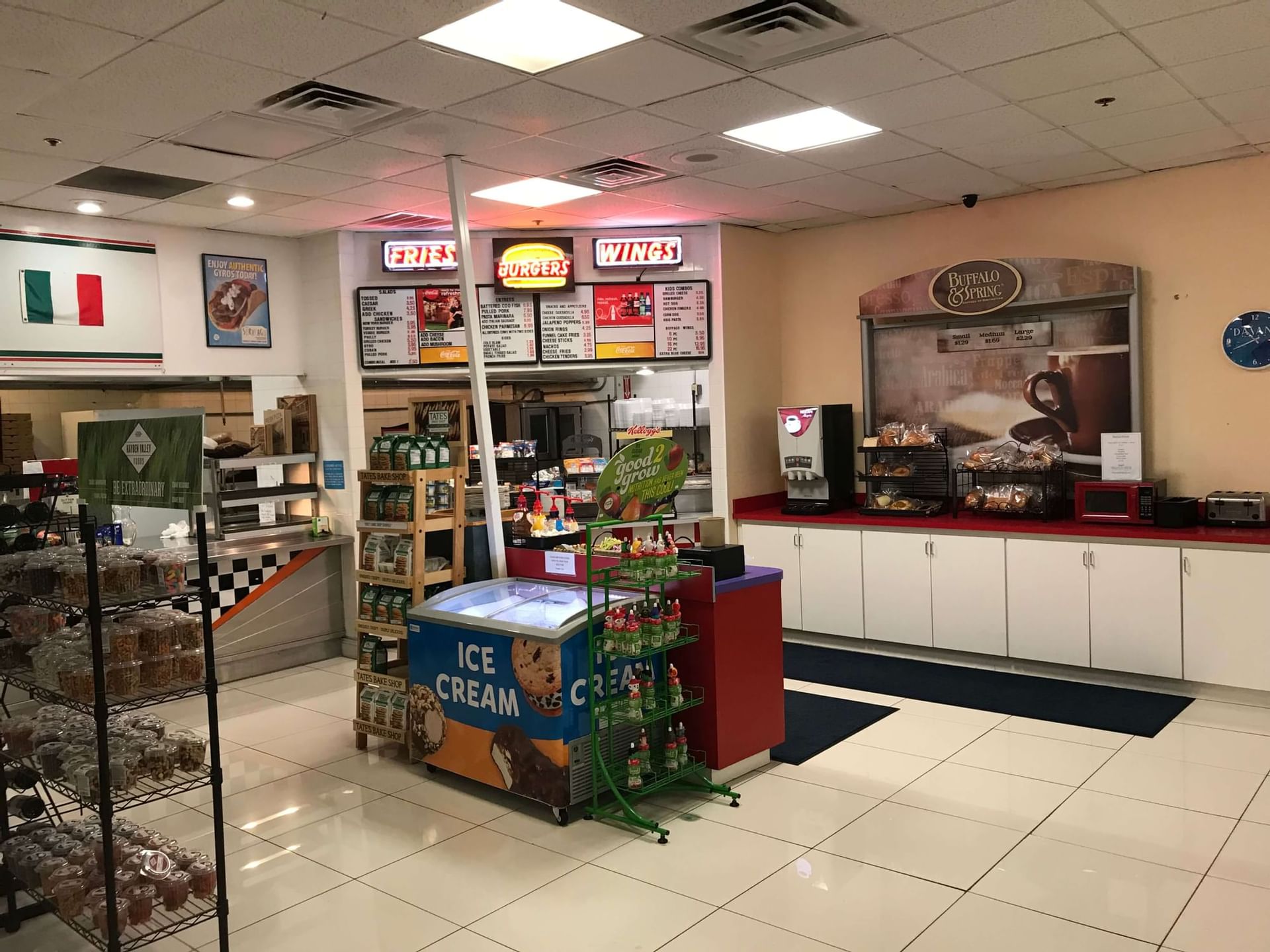 old-town-kissimmee-restaurants-dining-seralago-hotel-suites