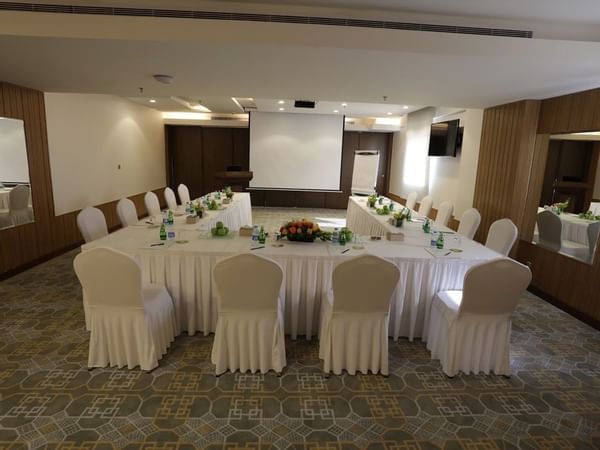 Warwick Hotel Jeddah Meeting Room