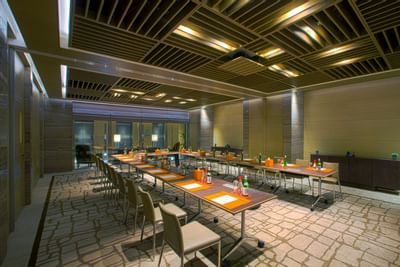 Meeting room at Grayton Hotel Dubai