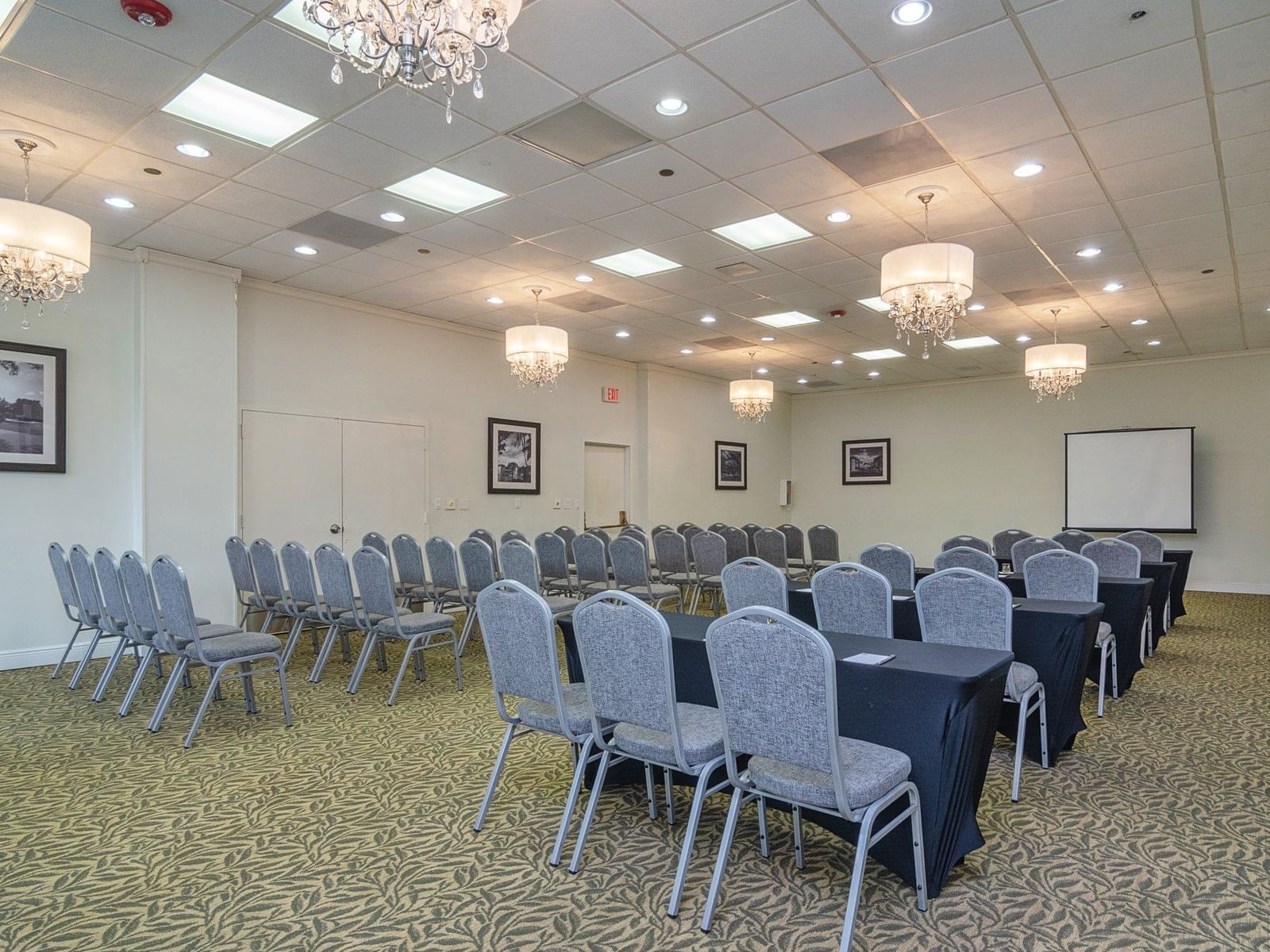 salon gables con formacion de aula