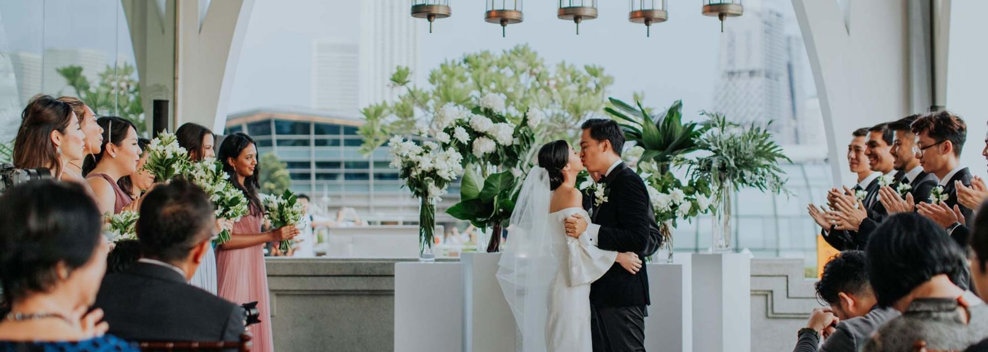 Image of Couple at their reception in Fullerton Bay Singapore