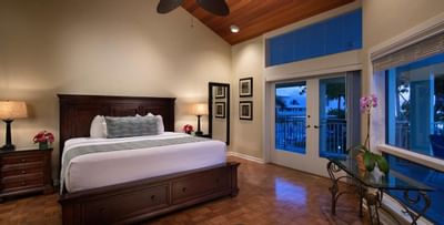 large suite with king bed
