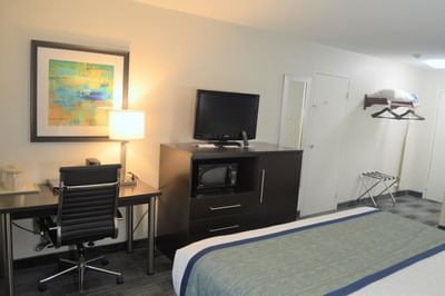 One King Room Desk & Bureau with TV
