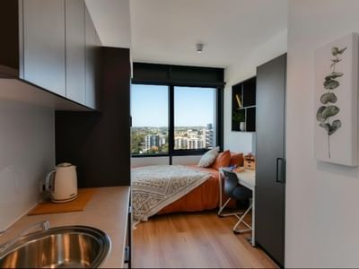UniLodge Toowong - Studio Apartment