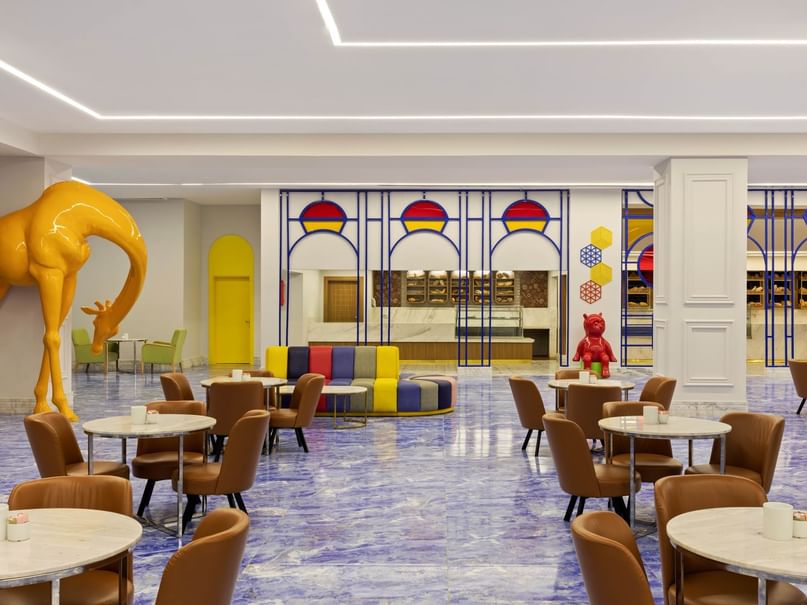 Giraffe Bar