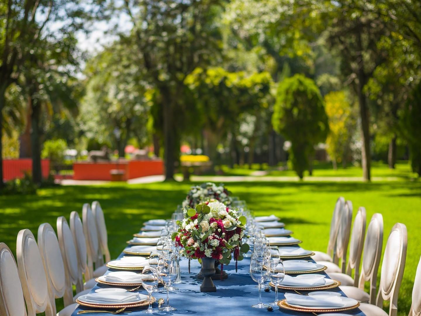 Table arranged at Rosales Garden in La Colección Resorts