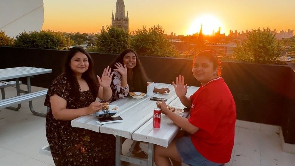 Living in Melbourne as a Student: Best Suburbs, Cafés & Study Spots