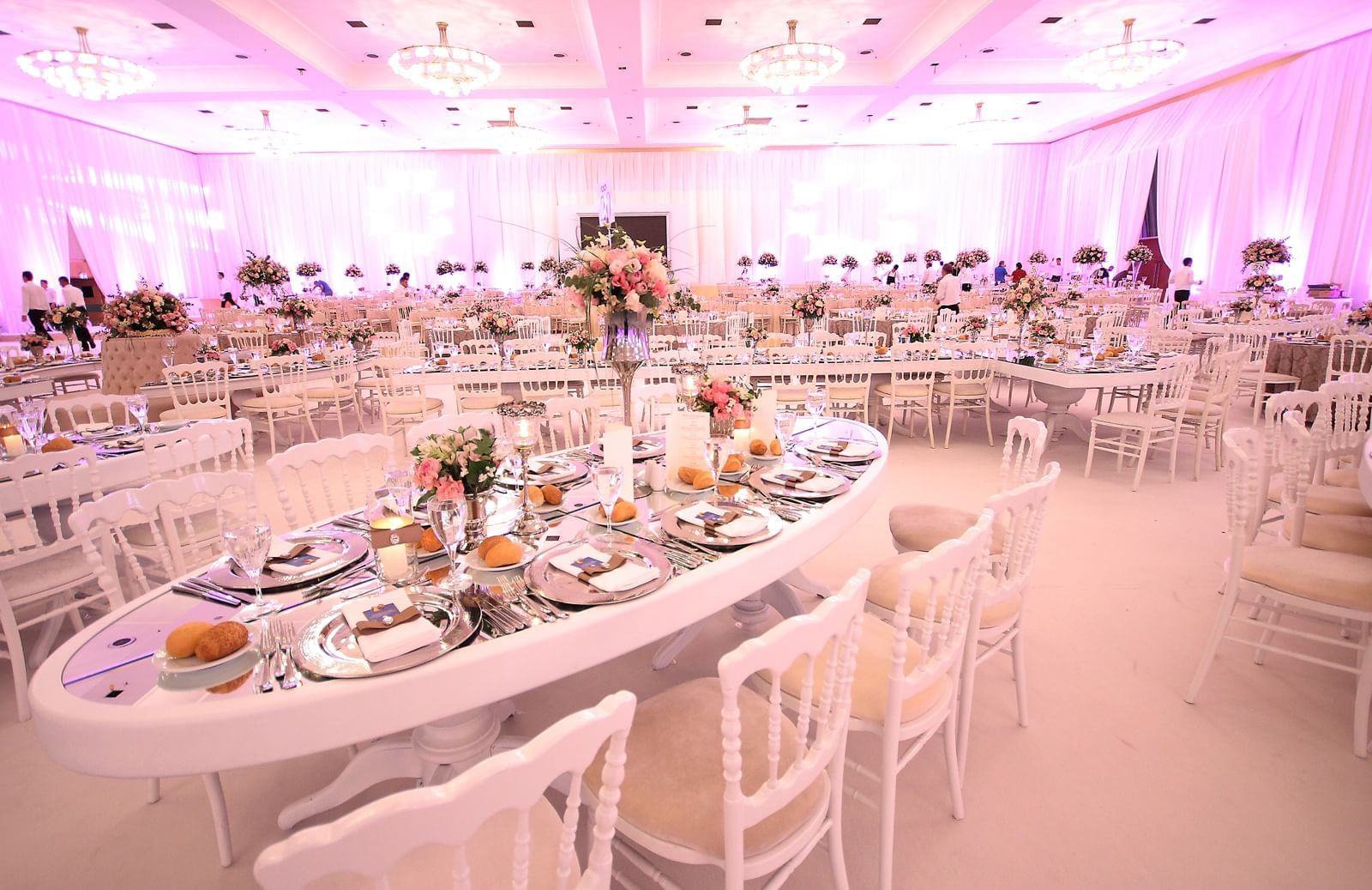 Wedding hall witrh oval shape at Wow Hotels Group 