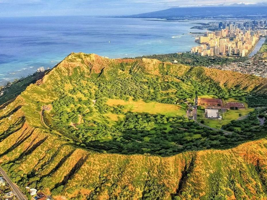 Climb Diamond Head Waikiki Things To Do