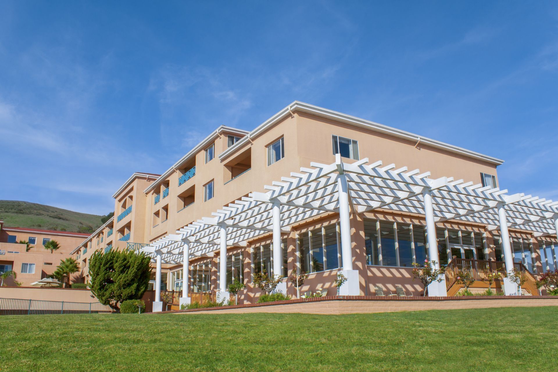 san luis inn avila beach